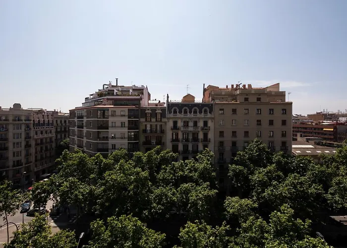 Chic Gran Via Apartment