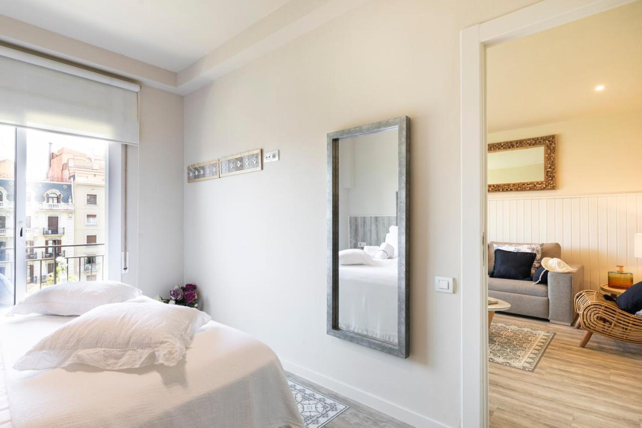 Apartment Chic Gran Via *